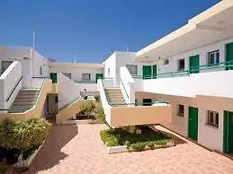 Salmary Hotel Apartments Ajia Napa Hotel apartamentowy