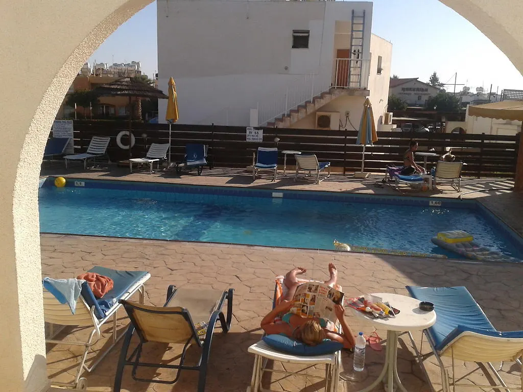 Salmary Hotel Apartments Ajia Napa Cypr